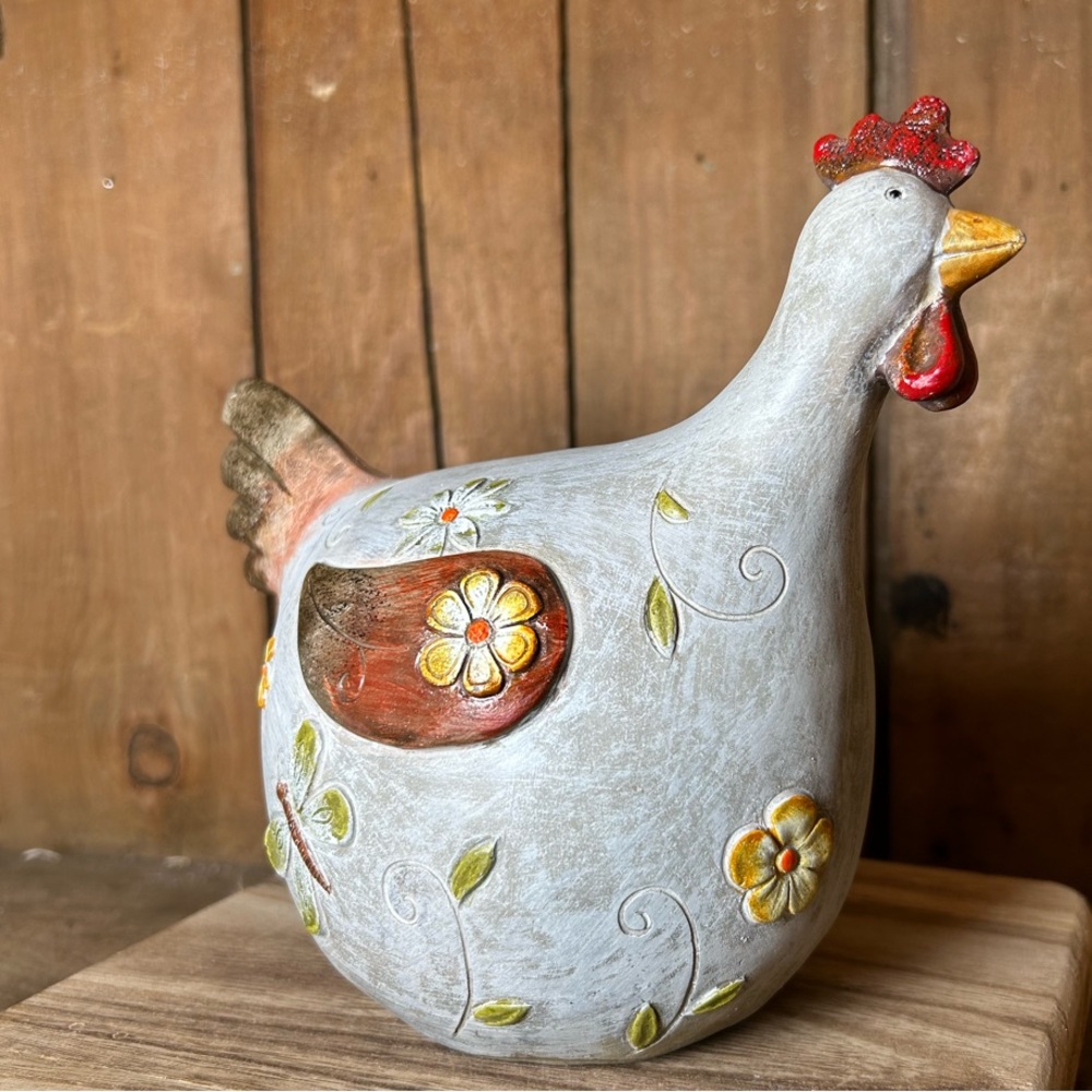 Adorable Resin Rooster with Fun Folk Art Details